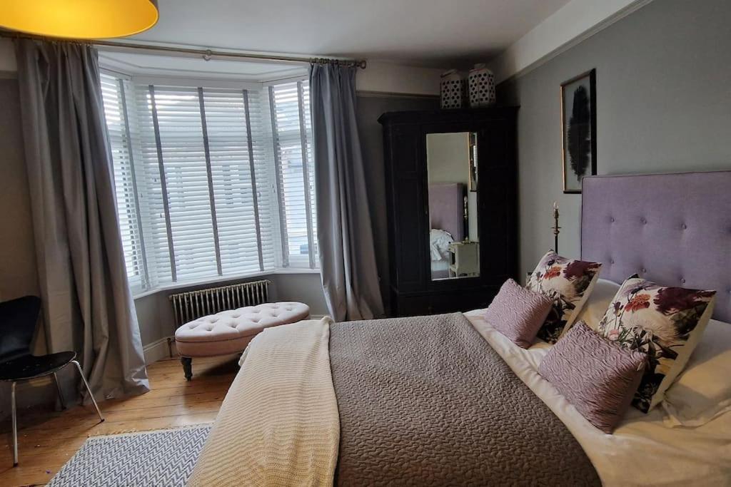 Stylish Townhouse 15 Mins To Laines & Seafront Villa Brighton Exterior foto